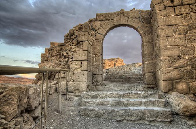 11:30 - 12:30 Madaba - Saint George church 